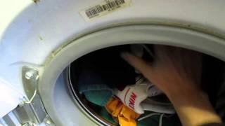 preview picture of video 'How to wash nike shox turbo 6 mens shoes  part 3'