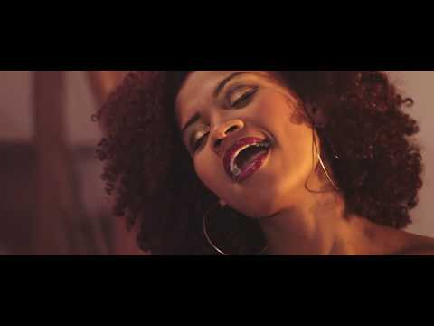 Emmanuelle Ivara - A2 - Clip officiel