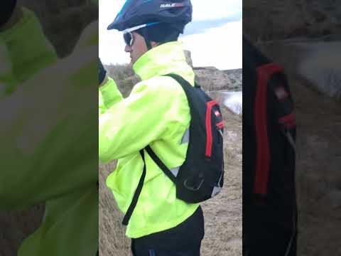 llegamos a la cascada La Escondida, partido de Coronel Dorrego,  provincia de Buenos aires  ...