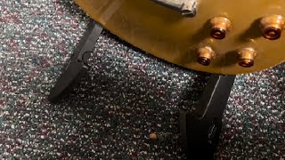 Onmiwod Guitar Stand, Foldable Guitar Stand with Adjustable 2 Width, Sturdy Electric Guitar Stand Re