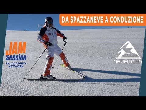 Alternanza di equilibrio e ritmo da spazzaneve a conduzione - INT10 - Corso di sci intermedio