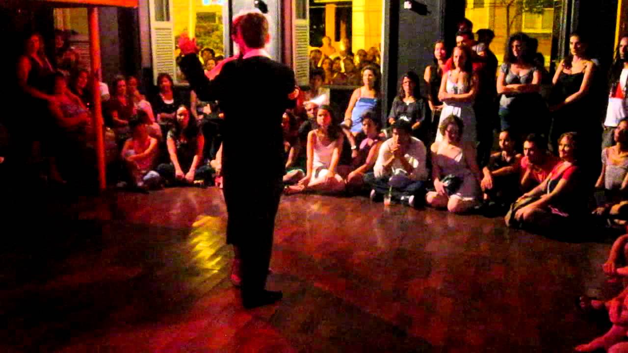 Helena Fernandez e Marco Salomao no encontro