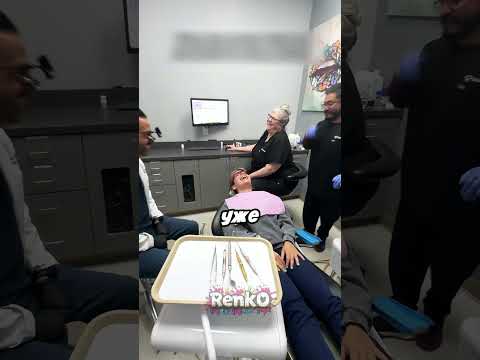 Подыгрывают, чтобы их не уволили 😅