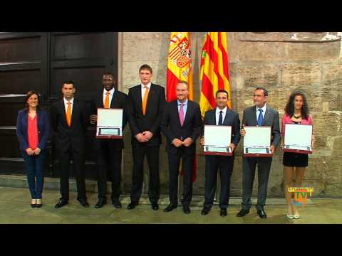 10/05/13 – El President de la Generalitat recibe a La Nucía por el Premio Nacional del Deporte