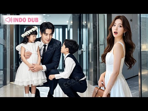 CEO tak sengaja lihat 2 anak miripnya dalam toilet. Apakah itu anakku dengan dia?