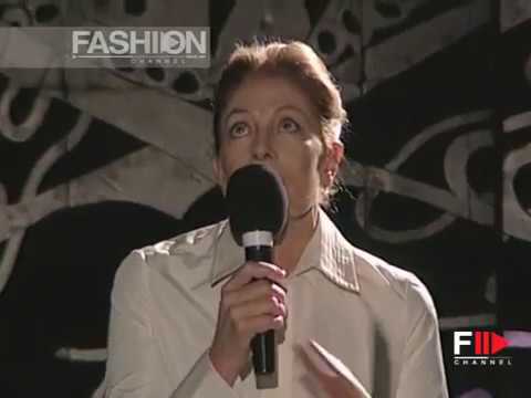 Fashion Show "Gattinoni" Pret a Porter Women Autumn Winter 2003 2004 Milan 1 of 4