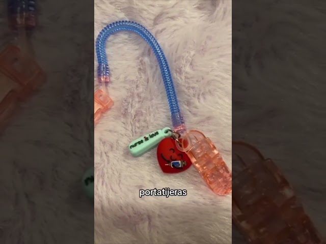 Vídeo relacionado con Nurse is Love Tijeras Enfermeria Punta Roma - Tijeras Pico de Pato Enfermeria | Ideal para Porta tijeras, Punta Redonda Profesional, Primeros Auxilios