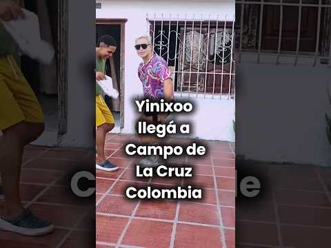 Llegué a Campo de la Cruz sin planear nada y la calle ya estaba en carnaval