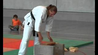 Download lagu casse de briques mp3 Download lagu casse de briques mp3