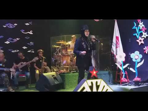 YANA ACHBARIE - AUTUMN LEAVES