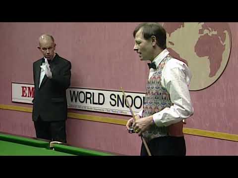 Alex Higgins Arguing With The Referee