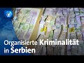 Organisierte Kriminalität Hooligans Drogenclans Und Der Serbische Präsident