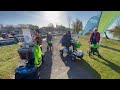 Met rollator, scootmobiel, grijper en vuilniszak de waterkant van de Bergse Plassen schoonhouden