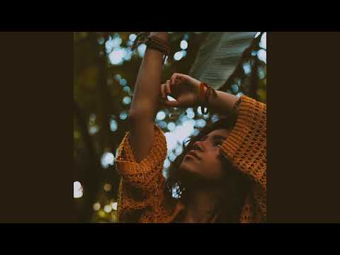 Moça - Mari Froes (Mariana Froes)