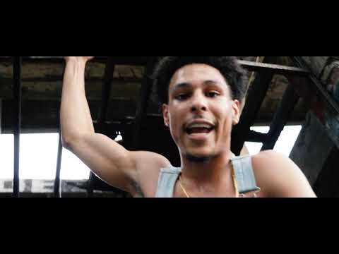 Izzy McFly - RUN! (Dir. WaveChange)