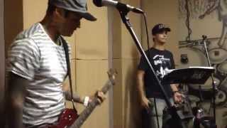 Ten Fot Pole  -  Final Hours