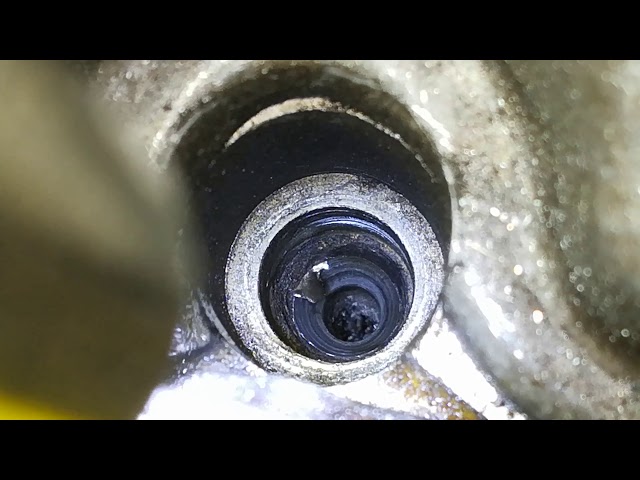 Как Выкрутить Сломанную Свечу Накала На Дизеле СаньЕнг Кайрон