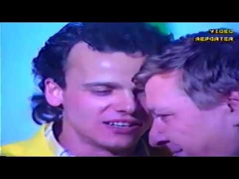 Mario Merola Ft. Gigi D'Alessio - Cient'anne (1992)