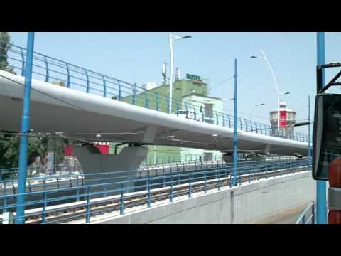 Traversarea pasajului Basarab cu Bucur LF #401 pe linia 34