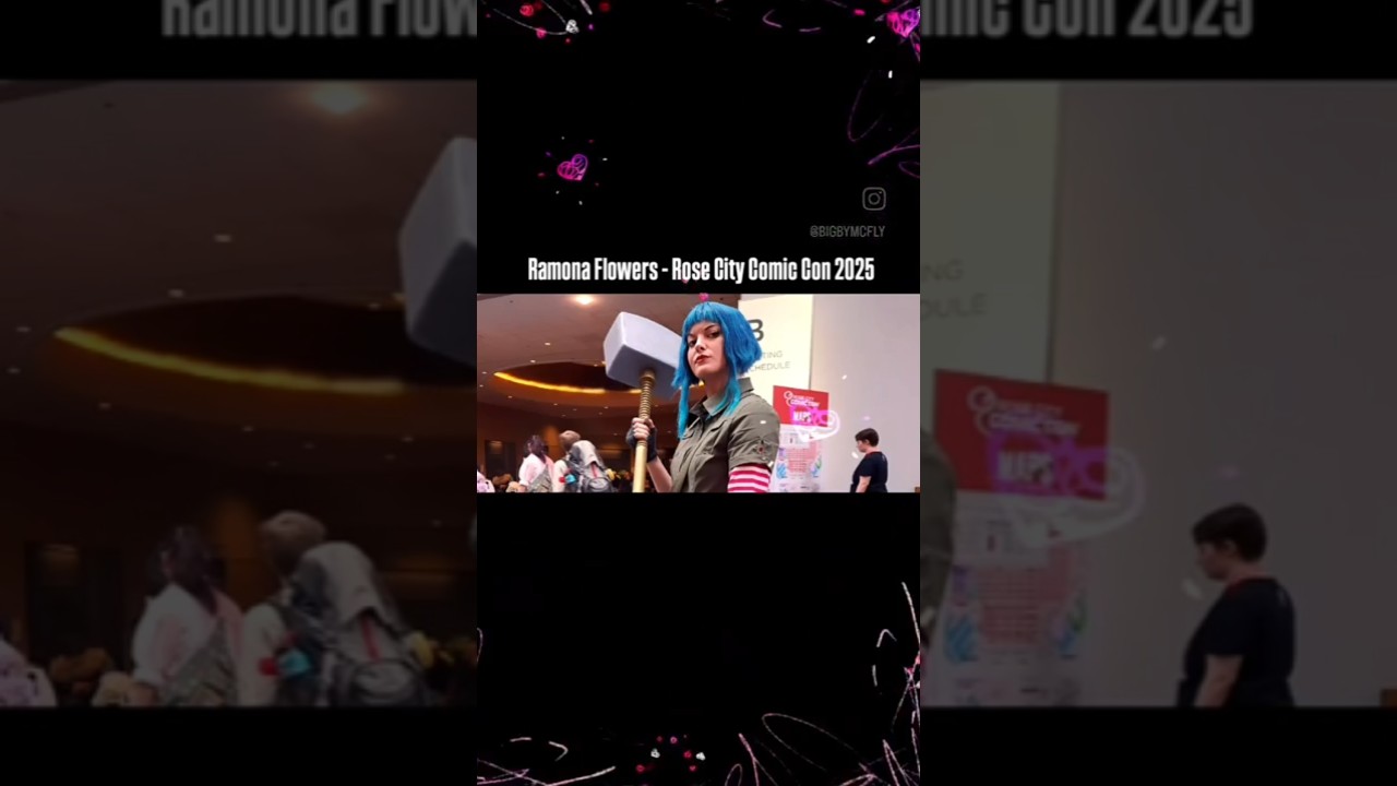 👀 Must See - RAMONA FLOWERS from SCOTT PILGRIM vs THE WORLD Cosplay @ Rose City Comic-Con 2025