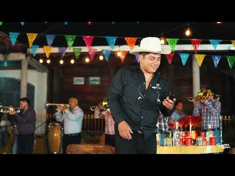 ROMANTICO INCURABLE - Banda Cachorros