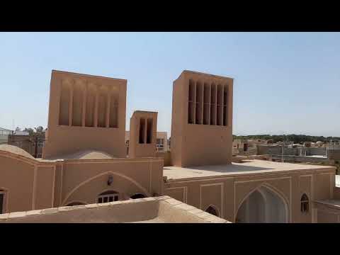 "Exploring the Ancient Wind Towers of Ardakan, Yazd: Iran's Unique Desert Architecture"