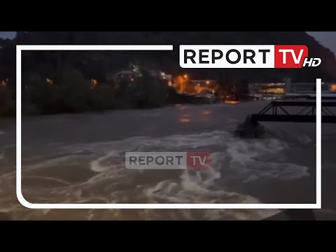 Report TV -Shkodër/ Shembet ura e vjetër e Bahçallekut prej prurjeve të shumta