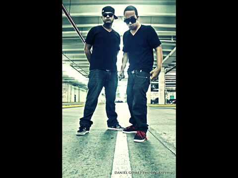 TyS & Alex B   Diferente A Los Demas