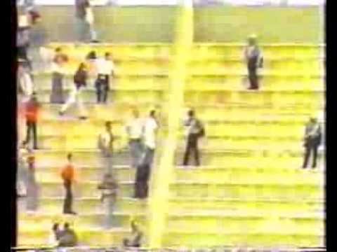 Incidenti Lecce - NOCERINA 1995-1996 www.forzanocerina.it