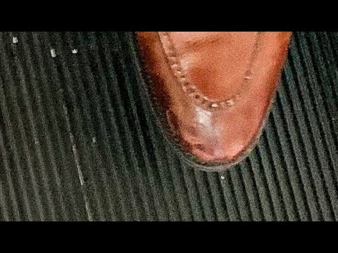 Shoe care: restoring after a hard wear