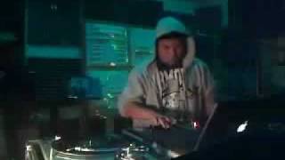 Scratch Session: Twyst1200 - DJ One - Pacman