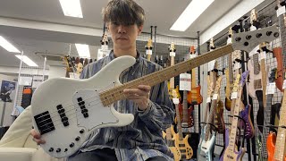 Video thumbnail for Freedom Custom Guitar Research / RHINO 4st【Test Play】 by Bass Sound Maniac