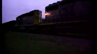 preview picture of video 'CSX empty hopper train at Irmo, SC. (1992)'