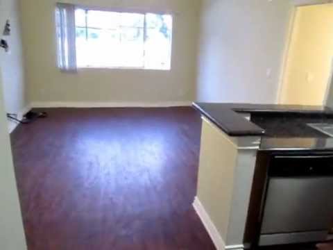 PL2745 - Hollywood Hills 2 Bed + Loft + 2 Bath For Rent!