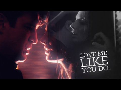 Love Me Like You Do | Castle & Beckett