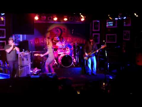 Samantha Fish w John Nemeth "Killing Floor" The Funky Biscuit, 10-8-2014