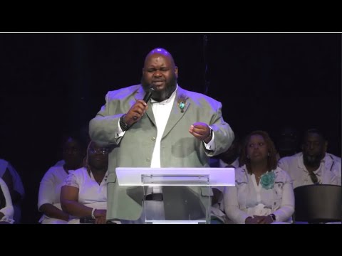 C Ashley Brown Lawrence Husband turns Love song into Gospel at his wife’s Funeral