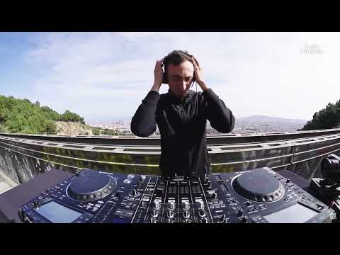 GrooveANDyes plays S3KTOR - Telepathy Live @ Radio Intense Barcelona