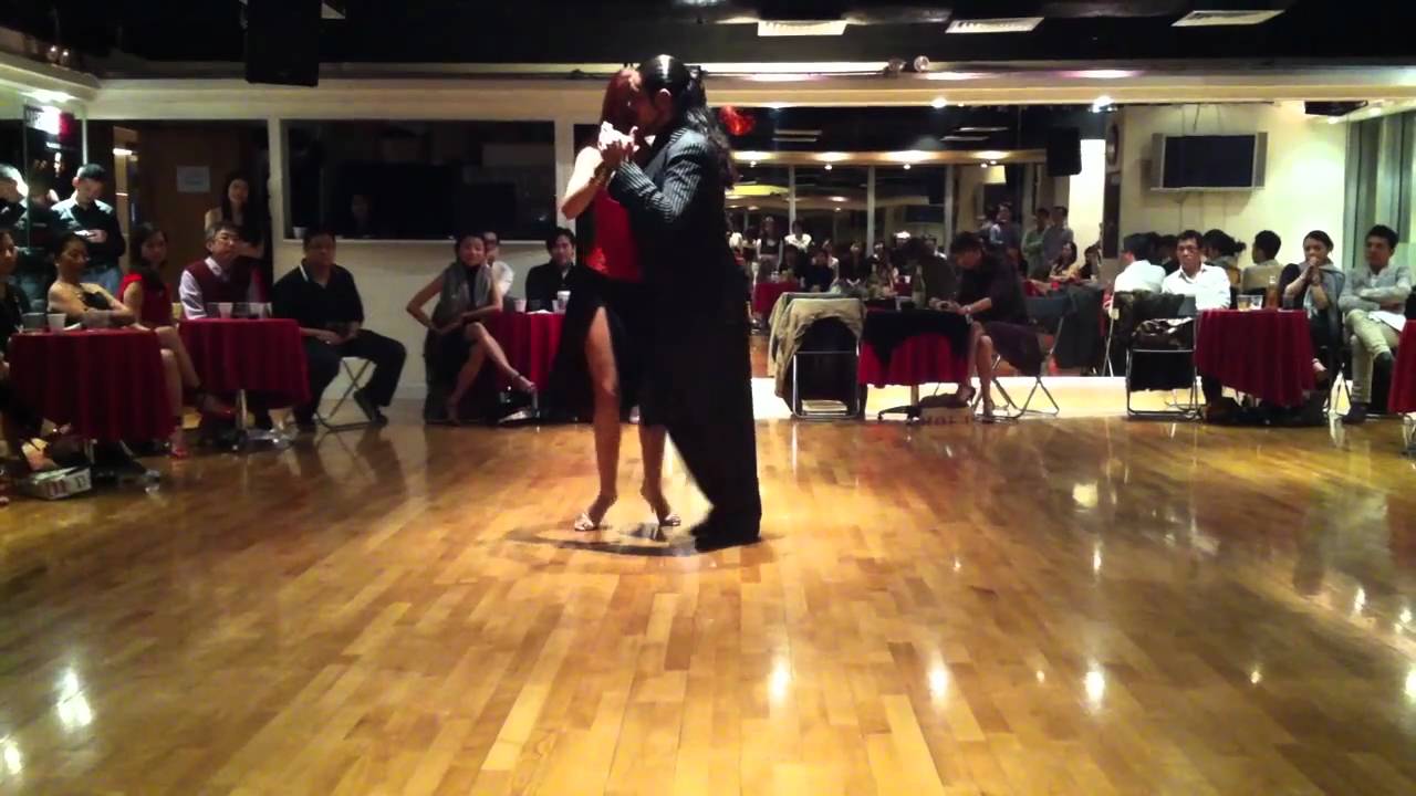 Andres Laza Moreno y Isabel Acuña - performance 2 @ 19 Feb 2011, Hong Kong