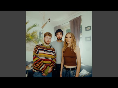 Eigentlich (Official)