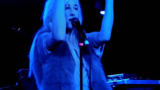 Zola Jesus - Vessel live Manchester Academy 3 24-11-11