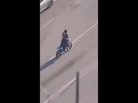 Dirt bike rider leads LAPD on wild chase