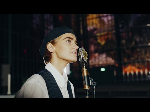 Vi tänder ett ljus i advent - Acoustic live version (Music Video)