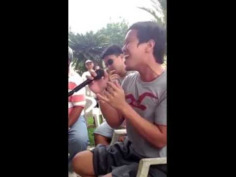 Guy singing Bukas Nalang Kita Mamahalin
