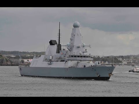 HMS DIAMOND D34 ENTERS DEVONPORT NAVAL BASE AT DEVIL'S POINT - 24th August 2018