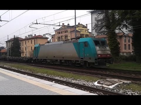 E483.017 Crossrail e Merci Hupac a Gallarate