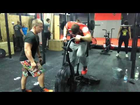 ASSAULT BIKE 50 kcl in 24s.