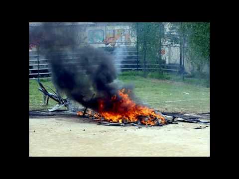 Mc smith e mc claudinha - Meu deus não me abandona ( Barbante da ilha )