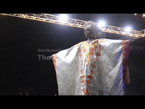 Designer Alphadi returns to Timbuktu for show aimed at promoting peace in violence-wracked city