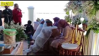 Download lagu Siapkan Tisu !!! Sungkeman Pengantin Sunda Paling menyentuh Hati mp3